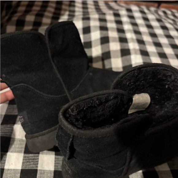 Women's UGG Black Suede Boots - Picture 5 of 6